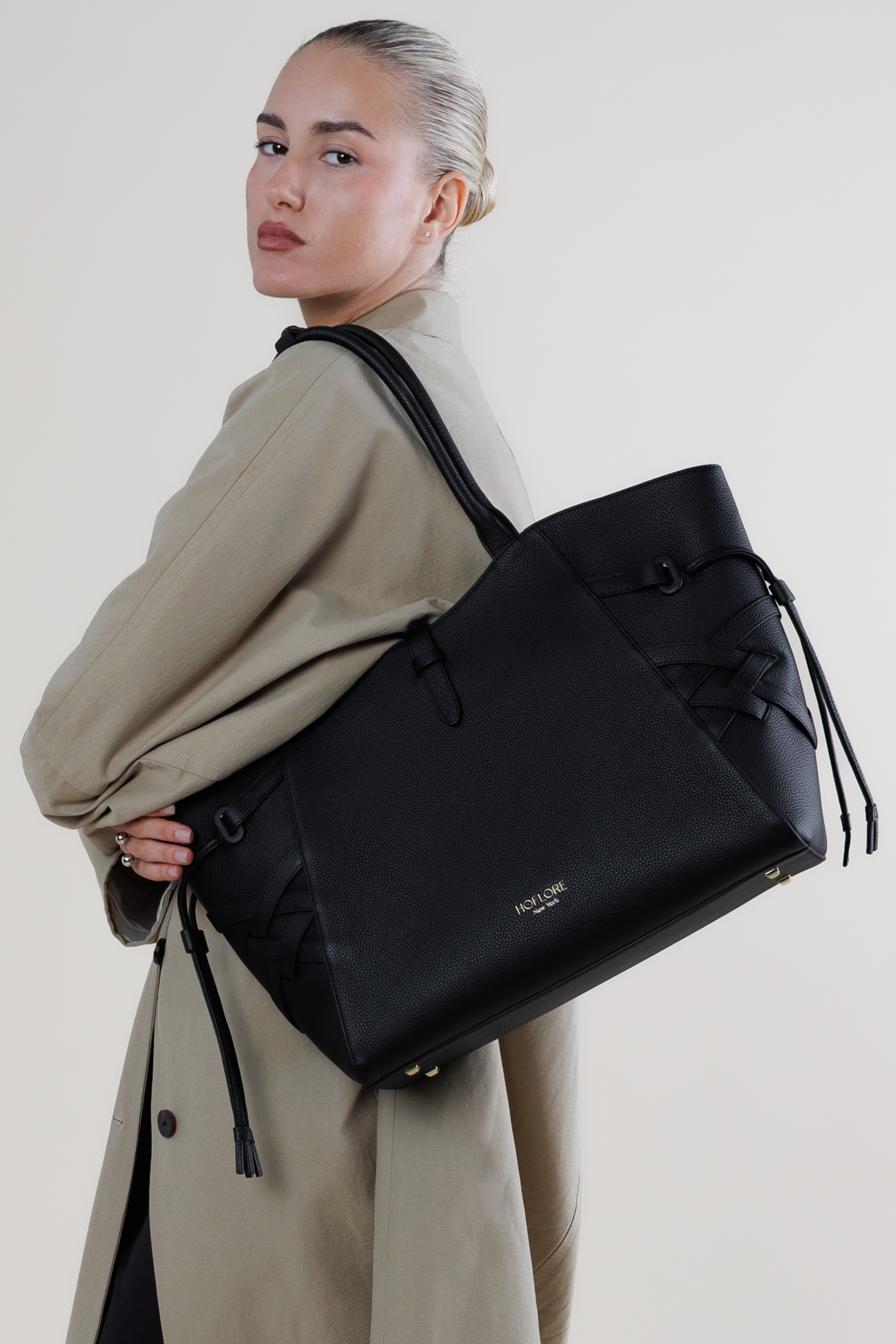 ORCHID BLACK - Image 4